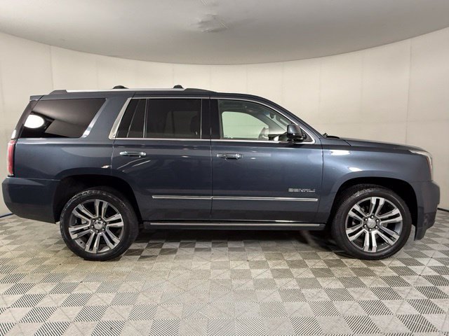 Used 2019 GMC Yukon Denali w/ Denali Ultimate Package AWD/4WD image 9