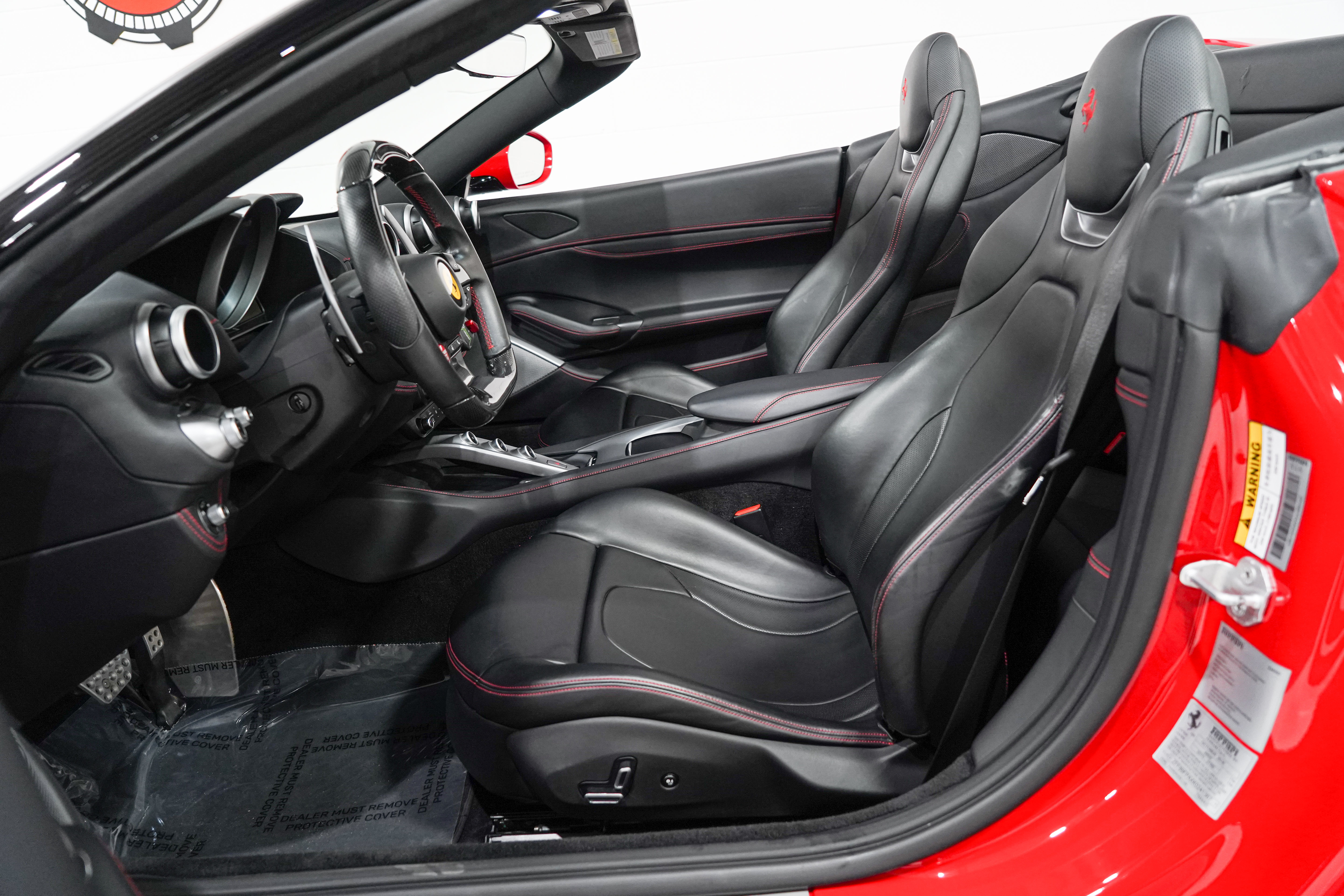 Used 2019 Ferrari Portofino RWD image 9