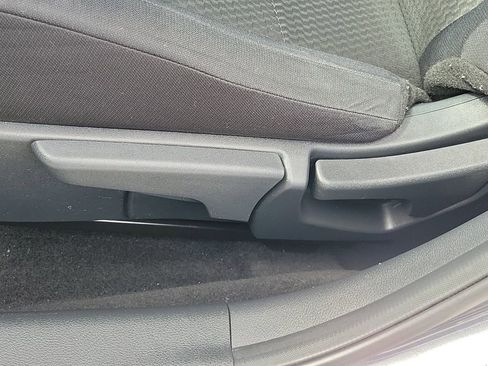 Certified 2021 Nissan Sentra S image 28