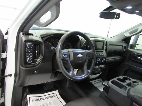 Used 2020 Chevrolet Silverado 2500 W/T w/ WT Safety Package AWD/4WD image 31