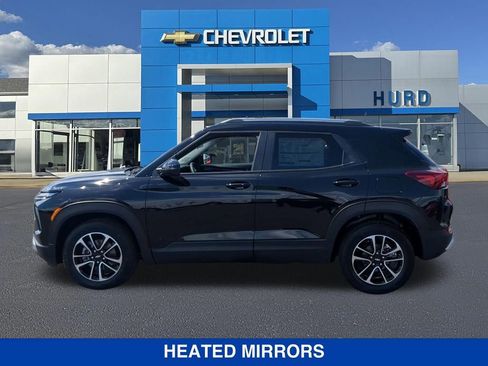 New 2026 Chevrolet TrailBlazer LT w/ LT Cold Weather Package FWD image 8