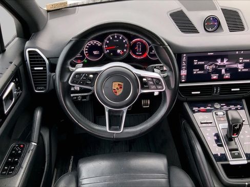 Used 2019 Porsche Cayenne S AWD/4WD image 6