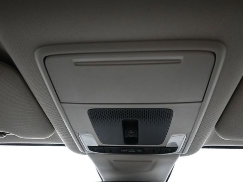 Certified 2025 Honda CR-V EX image 17