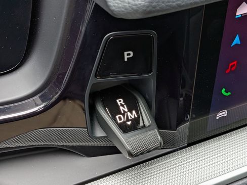 Certified 2025 Porsche Cayenne AWD/4WD image 18