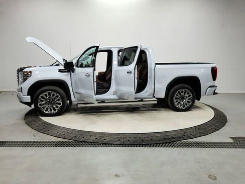 New 2026 GMC Sierra 1500 Denali Ultimate AWD/4WD image 12