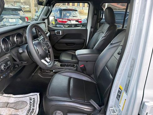 Certified 2023 Jeep Wrangler Unlimited Sahara w/ Cold Weather Group image 13