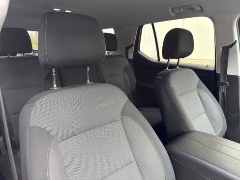 Used 2020 Chevrolet Traverse LS image 51