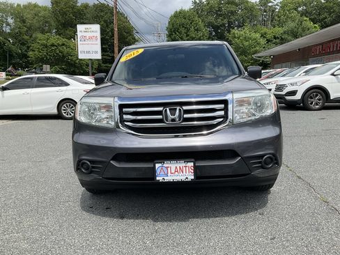 Used 2015 Honda Pilot LX image 2