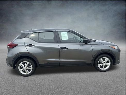 Used 2024 Nissan Kicks S FWD image 12