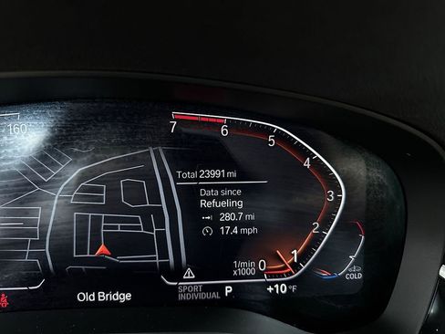 Used 2023 BMW 530i xDrive w/ Premium Package image 19