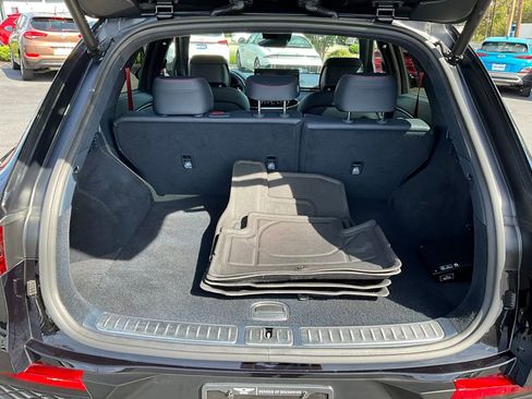 Used 2025 Genesis GV70 3.5T Sport w/ Sport Advanced Package image 12