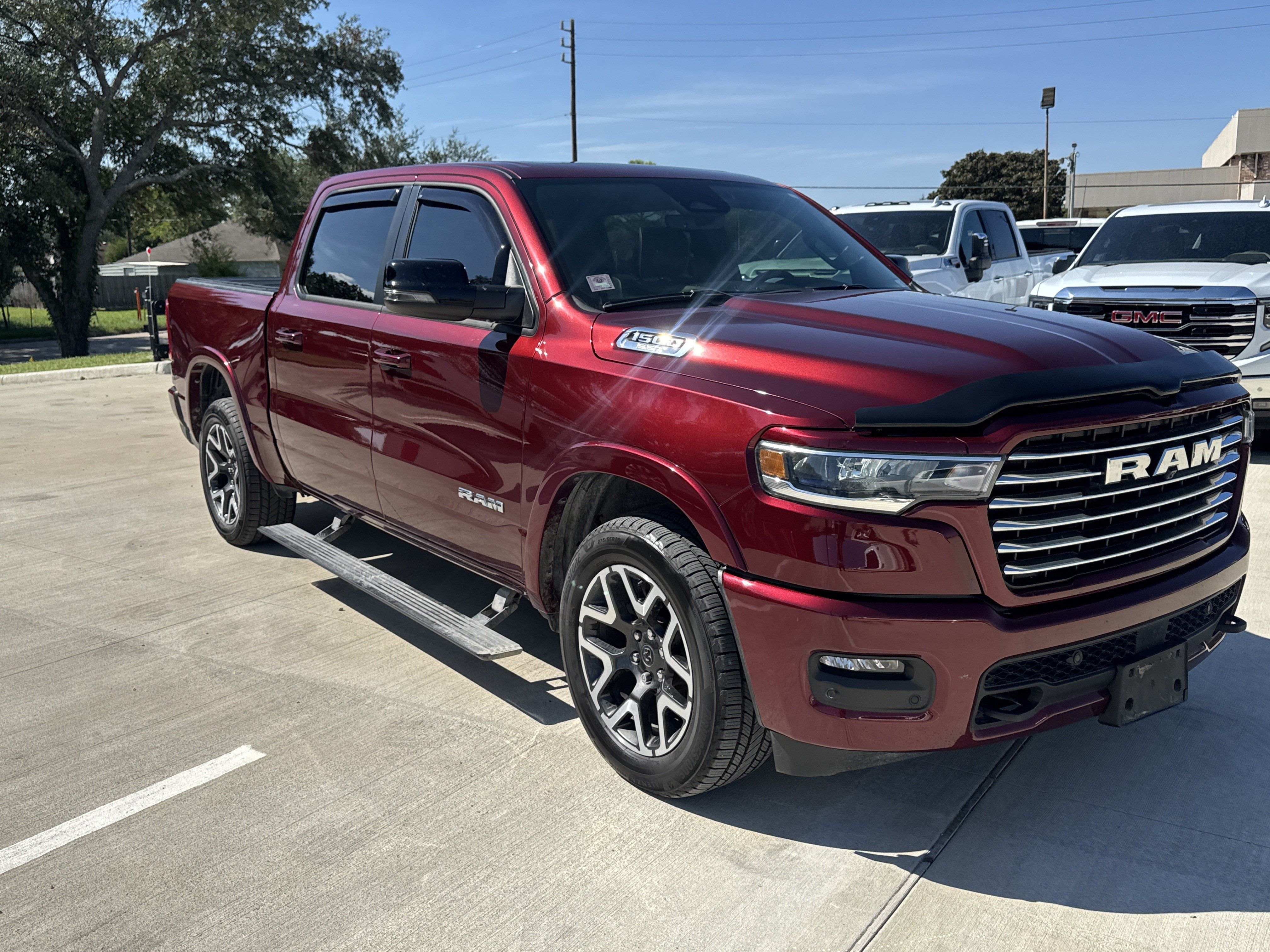 Used 2025 RAM 1500 Laramie w/ Laramie Southwest Edition AWD/4WD image 14
