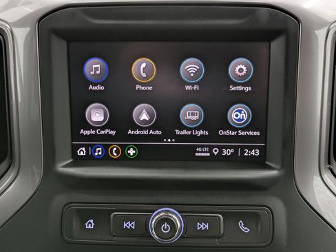 Used 2023 Chevrolet Silverado 1500 Custom image 3