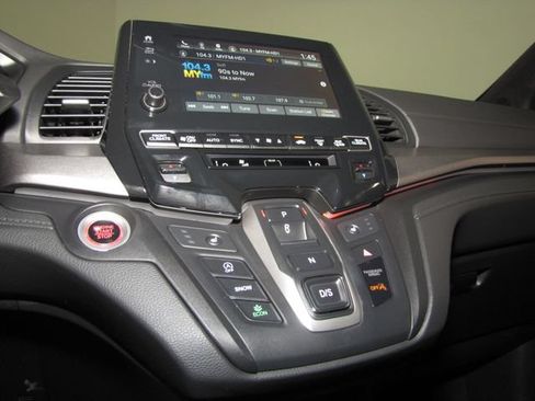 Certified 2024 Honda Odyssey Sport image 7