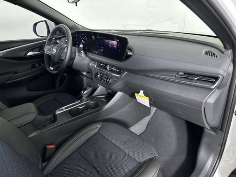New 2026 Buick Envista Preferred w/ Convenience I Package FWD image 31