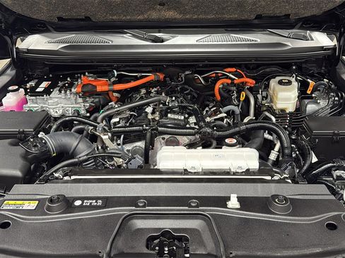 Used 2024 Toyota Land Cruiser image 25