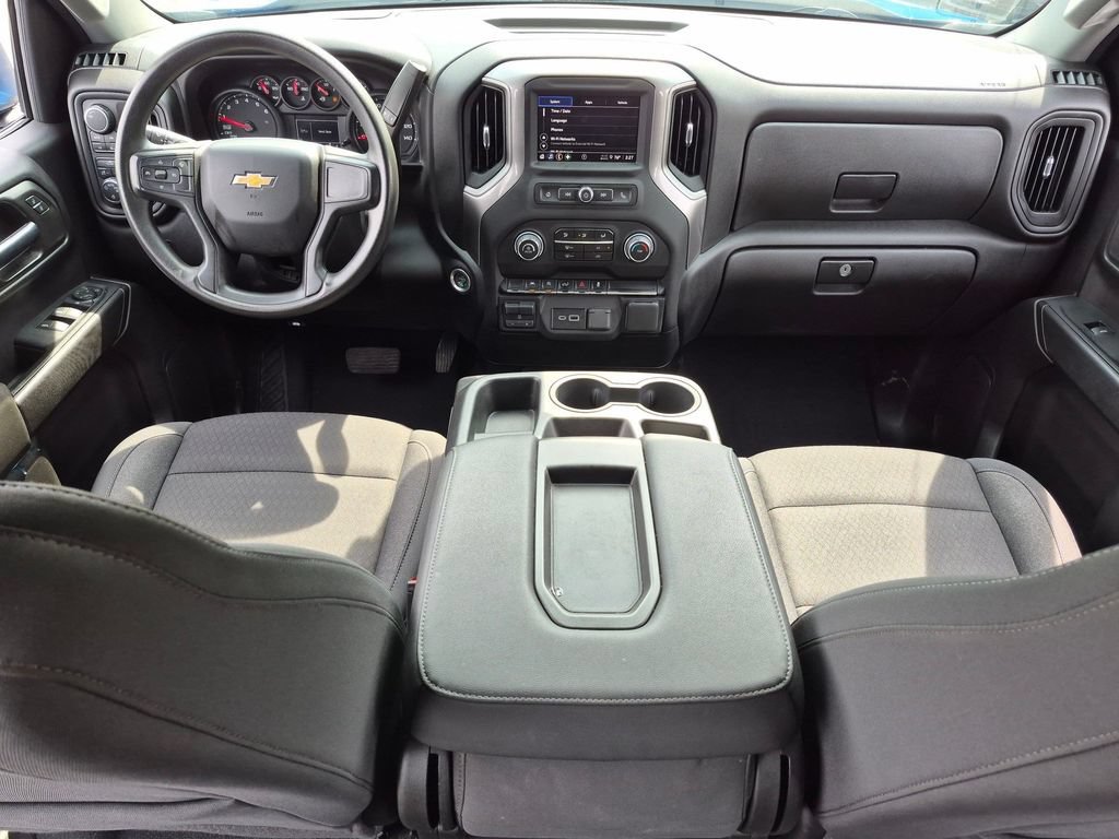 Used 2024 Chevrolet Silverado 1500 Custom w/ Turbomax Blackout Package AWD/4WD image 22