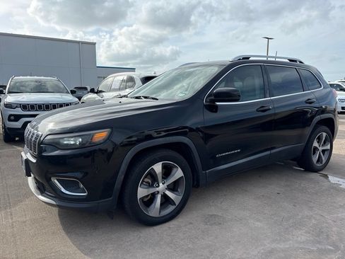 Used 2019 Jeep Cherokee Limited FWD image 1