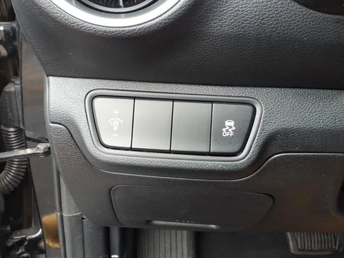 Used 2023 Kia Forte LXS image 27