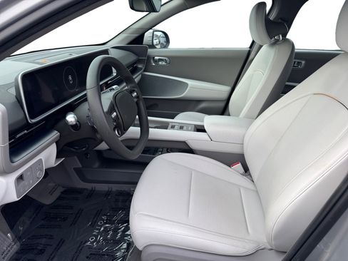 Certified 2025 Hyundai Ioniq 6 SEL image 9