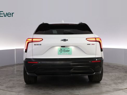 Used 2024 Chevrolet Blazer EV RS AWD/4WD image 15