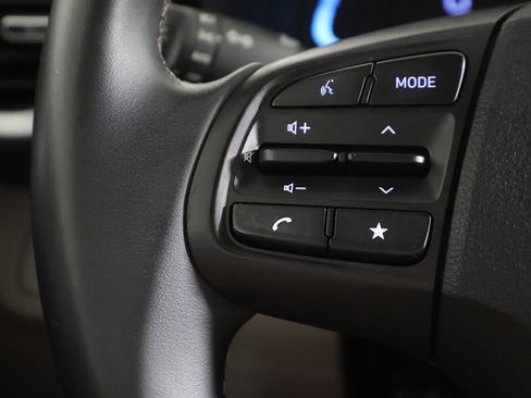 Certified 2026 Hyundai Venue SEL FWD image 35