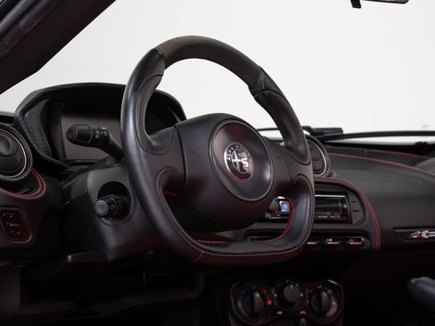 Used 2018 Alfa Romeo 4C Spider image 45