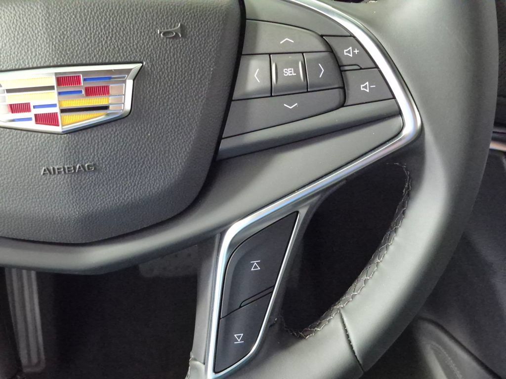 New 2026 Cadillac XT5 Luxury w/ LPO, Floor Liner Package AWD/4WD image 13