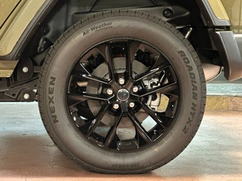 New 2025 Jeep Wrangler Unlimited Sahara image 24