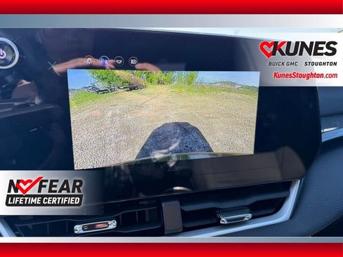 Used 2026 Chevrolet Equinox LT FWD image 28