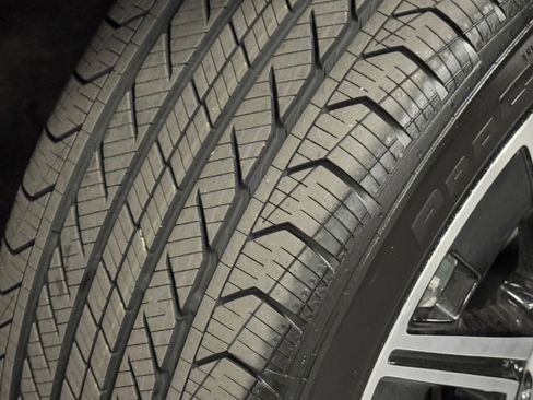 Certified 2025 Mercedes-Benz EQB 250+ image 19