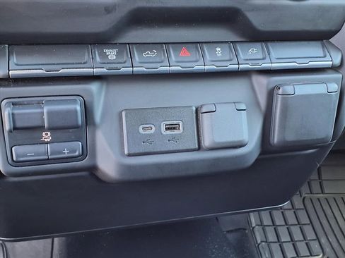 Used 2022 GMC Sierra 2500 Pro w/ Gooseneck/5TH Wheel Package image 29