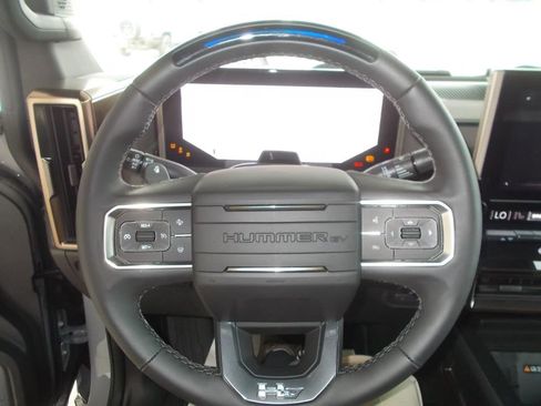 New 2025 GMC Hummer EV 2X image 14