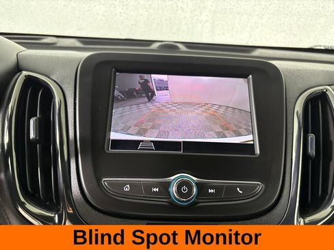 Used 2024 Chevrolet Equinox RS FWD image 19