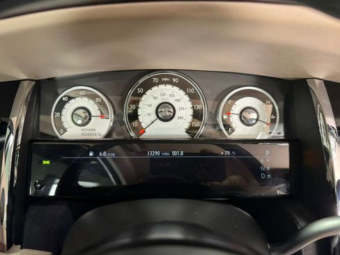 Used 2014 Rolls-Royce Wraith image 15