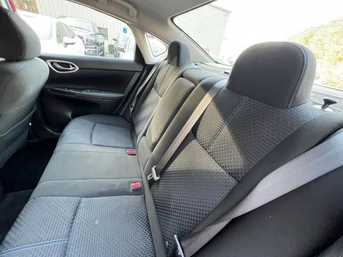 Used 2018 Nissan Sentra SR image 15