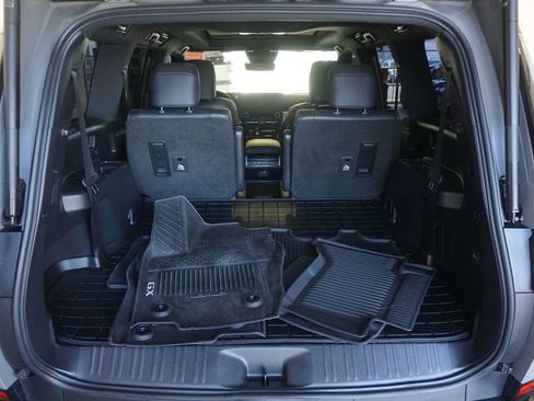 Used 2024 Lexus GX 550 w/ Cold Area Package AWD/4WD image 20