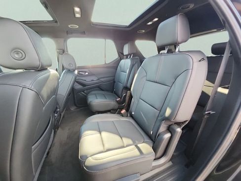 Certified 2023 Chevrolet Traverse RS w/ LPO, Floor Liner Package image 16