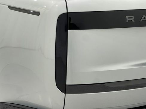 Used 2024 Land Rover Range Rover SE image 33