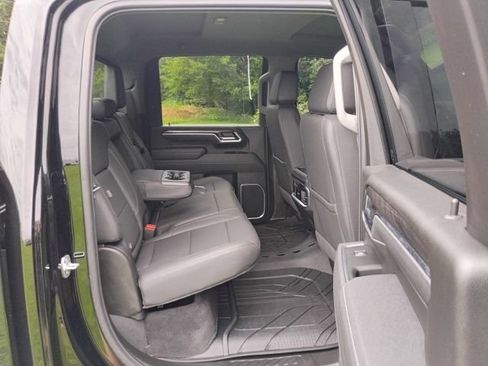 Certified 2025 Chevrolet Silverado 2500 LTZ w/ Trail Boss Package AWD/4WD image 32