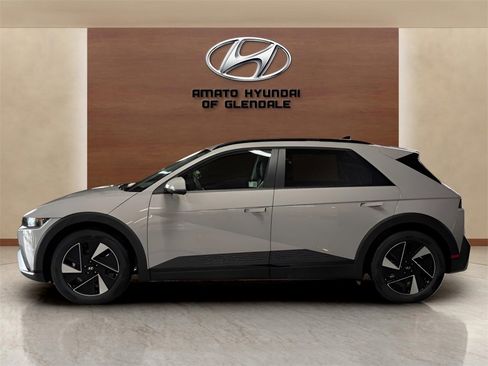 New 2025 Hyundai Ioniq 5 SEL image 3