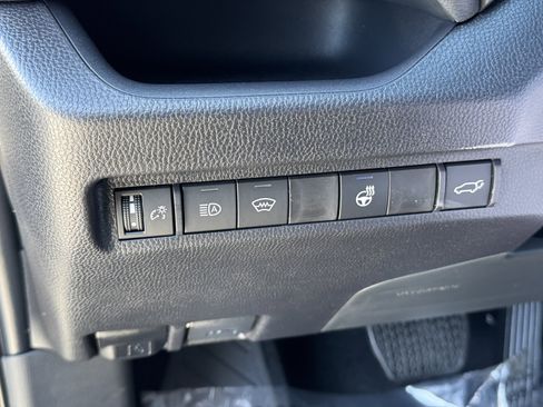 New 2025 Toyota RAV4 XLE image 17
