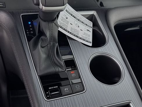 New 2026 Toyota Sienna XLE image 21