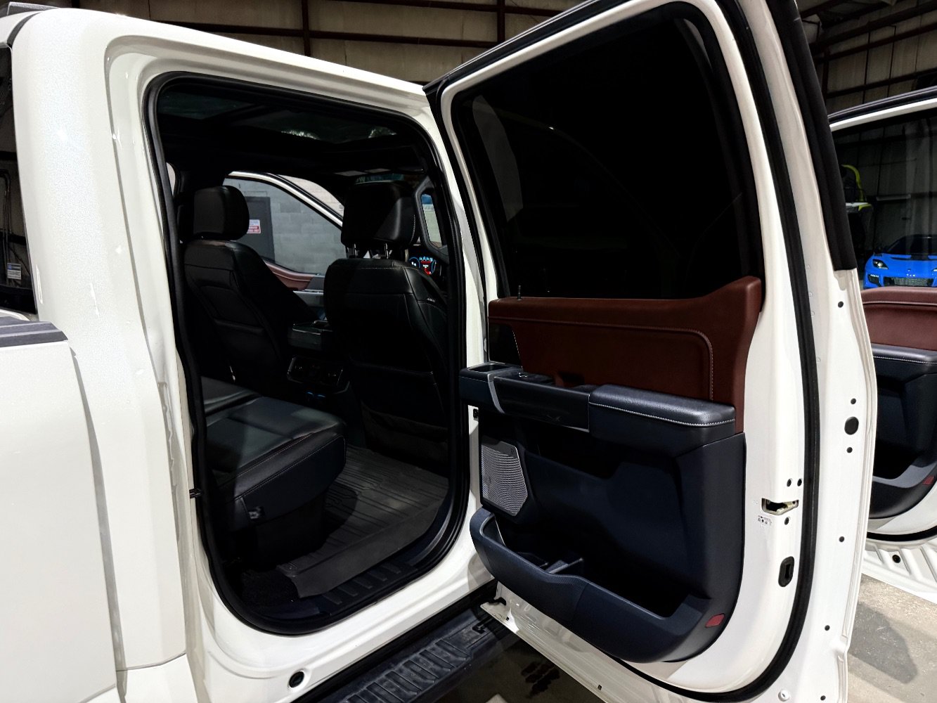 Used 2022 Ford F150 Lariat w/ Equipment Group 502A High AWD/4WD image 21