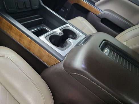 Used 2018 GMC Sierra 1500 SLT w/ SLT Premium Package image 26