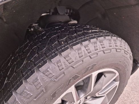 Used 2025 Chevrolet Silverado 1500 RST image 15