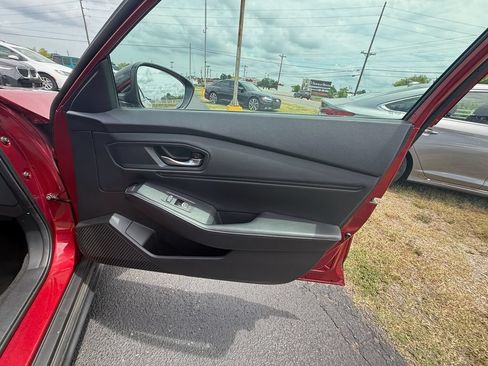 Used 2024 Honda Accord Sport image 22
