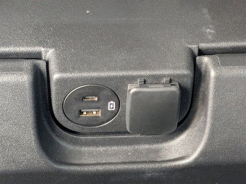 Used 2023 Ford F150 XLT image 15