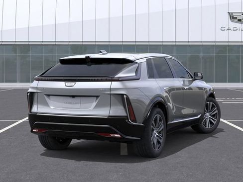New 2026 Cadillac Lyriq Luxury RWD image 4