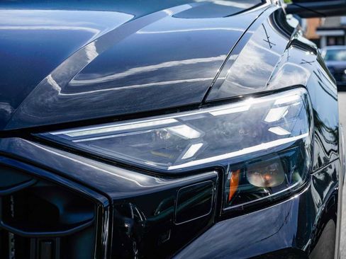 New 2026 Audi SQ8 Prestige AWD/4WD image 7
